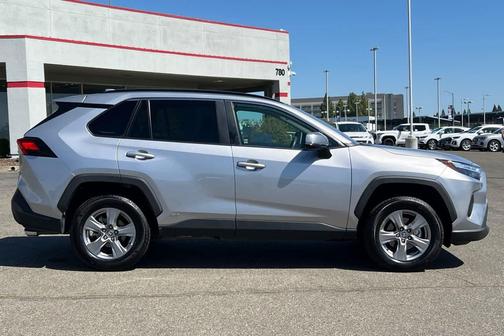 Silver Sky Metallic 2024 Toyota RAV4 Hybrid XLE
