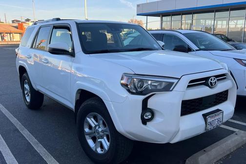 2024 Toyota 4Runner SR5
