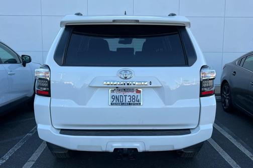 2024 Toyota 4Runner SR5