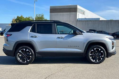 Sterling Gray Metallic 2025 Chevrolet Equinox FWD RS