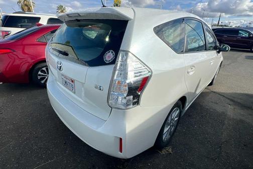 2014 Toyota Prius v Three