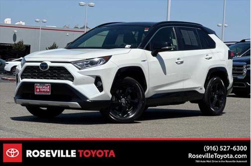 2020 Toyota RAV4 Hybrid SE