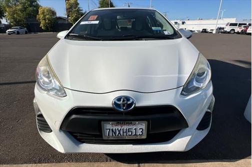 2016 Toyota Prius c One