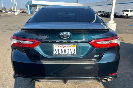 2018 Toyota Camry SE