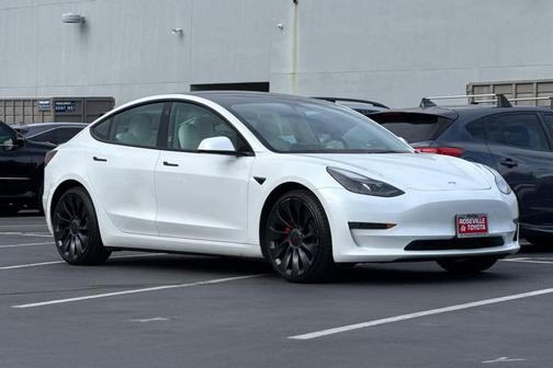2023 Tesla Model 3 Performance