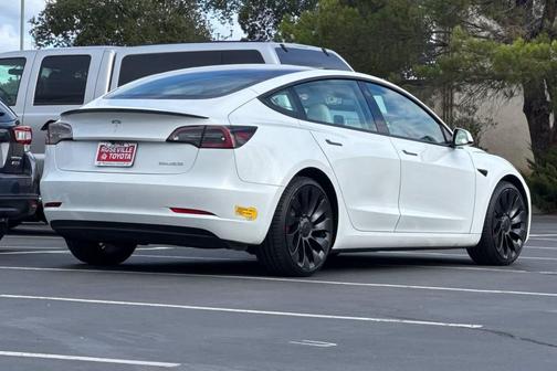 2023 Tesla Model 3 Performance