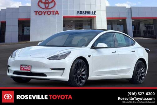 2023 Tesla Model 3 Performance