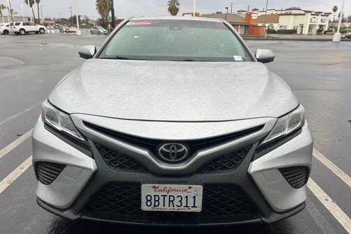 2018 Toyota Camry SE