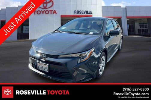 2025 Toyota Corolla LE