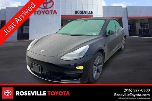 2022 Tesla Model 3 Standard Range