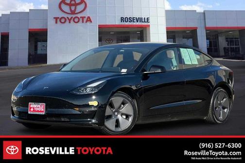 2022 Tesla Model 3 Standard Range
