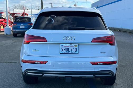 2021 Audi Q5 45 Premium