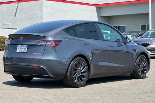 2023 Tesla Model Y Performance Dual Motor All-Wheel Drive