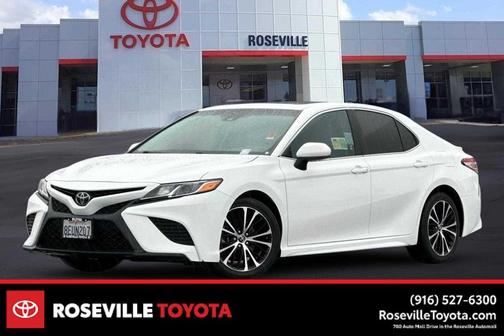 2018 Toyota Camry SE