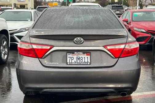 2016 Toyota Camry SE