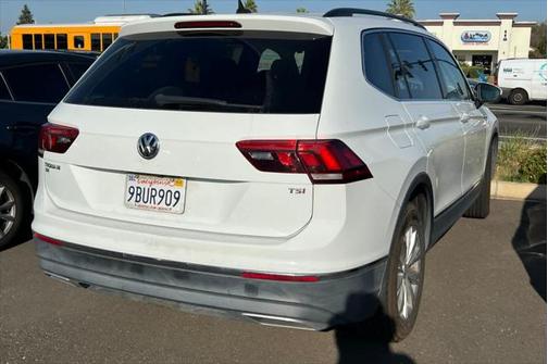 2018 Volkswagen Tiguan 2.0T SE
