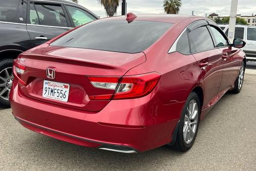 Radiant Red Metallic 2018 Honda Accord LX