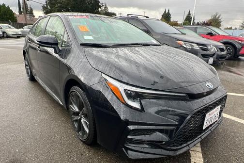 2025 Toyota Corolla Hybrid SE