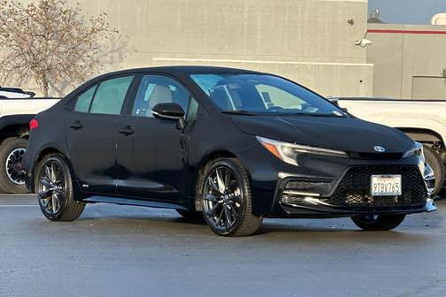 2025 Toyota Corolla Hybrid SE