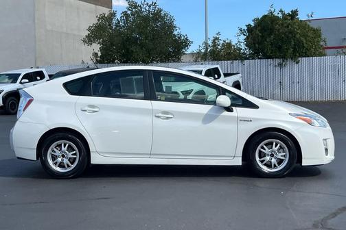 2011 Toyota Prius IV