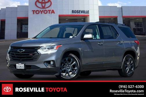 Satin Steel Metallic 2020 Chevrolet Traverse RS