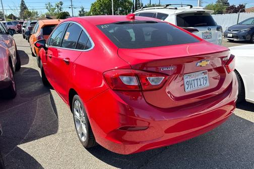 Red Hot 2018 Chevrolet Cruze Premier