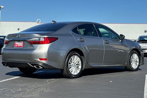 2018 Lexus ES 350 Base