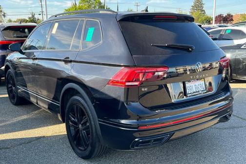 2022 Volkswagen Tiguan 2.0T SE R-Line Black