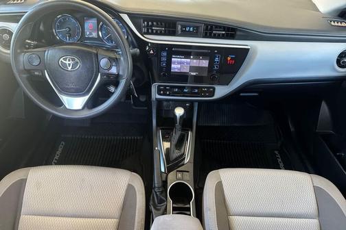 Classic Silver Metallic 2019 Toyota Corolla LE