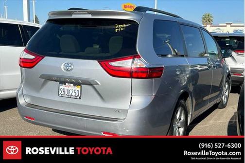 2015 Toyota Sienna LE