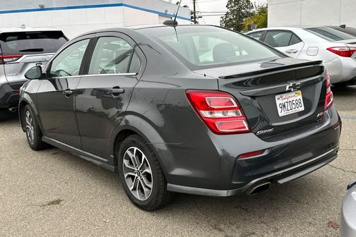 2020 Chevrolet Sonic FWD Sedan LT