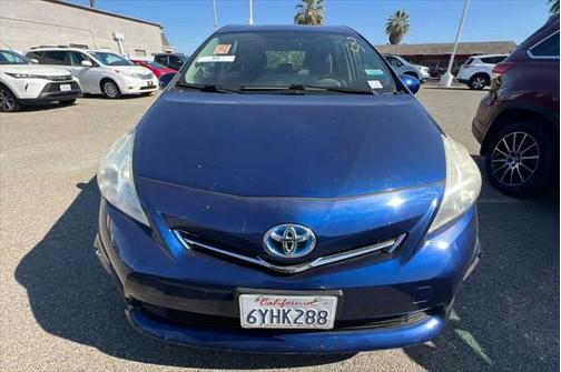 2013 Toyota Prius v Two