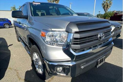 2014 Toyota Tundra SR5