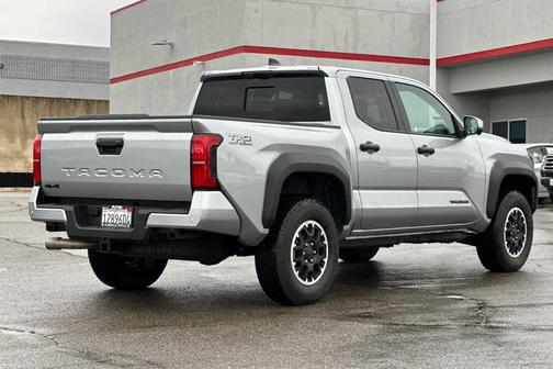 2025 Toyota Tacoma TRD Off Road