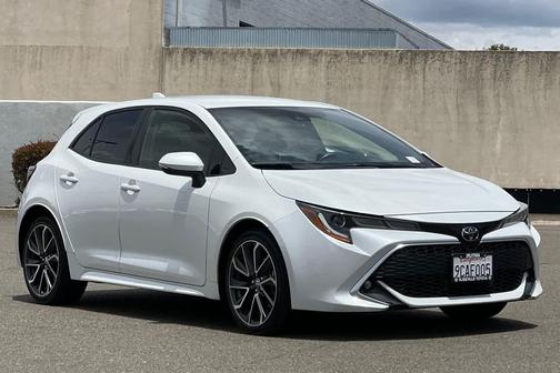 Wind Chill Pearl 2022 Toyota Corolla XSE