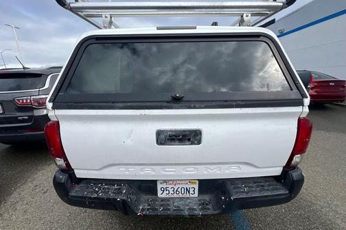 2022 Toyota Tacoma SR