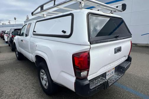 2022 Toyota Tacoma SR