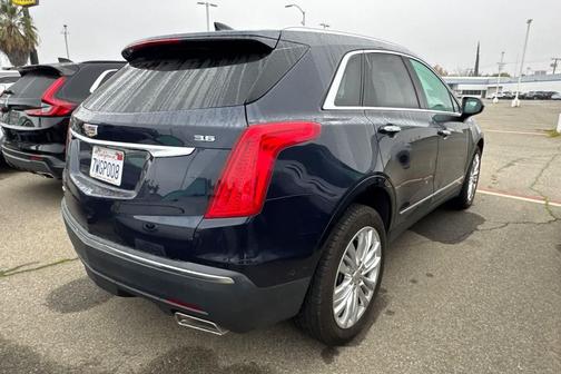 2017 Cadillac XT5 Premium Luxury