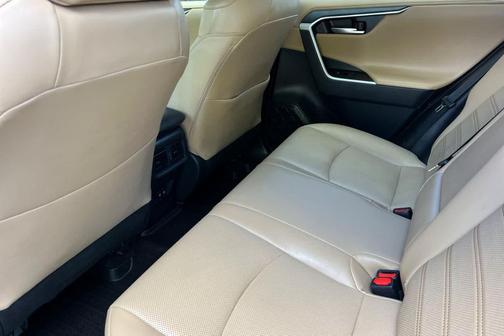 2021 Toyota RAV4 Limited