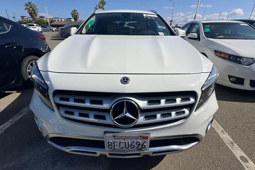 Cirrus White 2018 Mercedes-Benz GLA 250 4MATIC