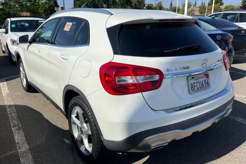 Cirrus White 2018 Mercedes-Benz GLA 250 4MATIC