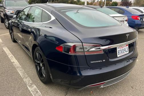 2014 Tesla Model S 4dr Sdn