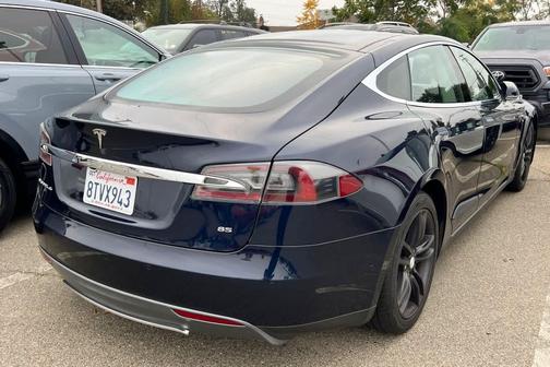2014 Tesla Model S 4dr Sdn