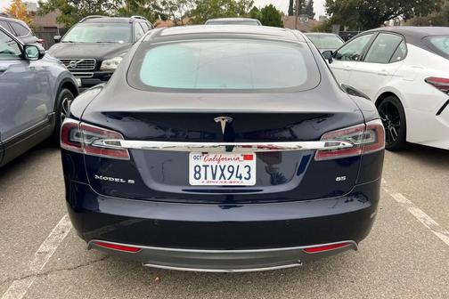 2014 Tesla Model S 4dr Sdn
