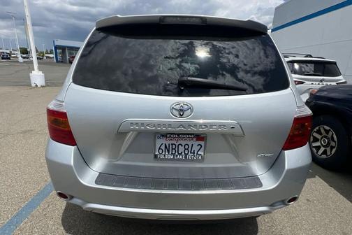 Classic Silver Metallic 2010 Toyota Highlander Limited