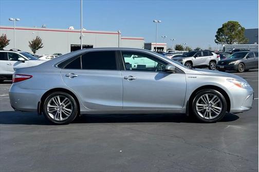 2015 Toyota Camry Hybrid SE