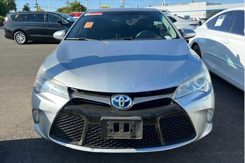 2015 Toyota Camry Hybrid SE
