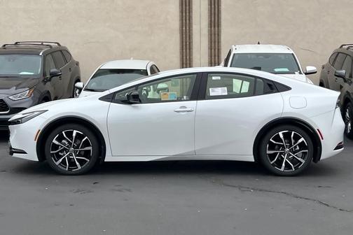 2026 Toyota Prius Plug-In Hybrid XSE