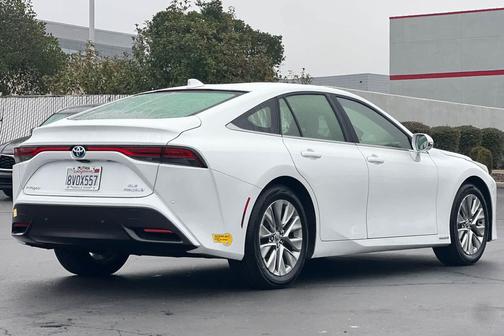 2021 Toyota Mirai Base
