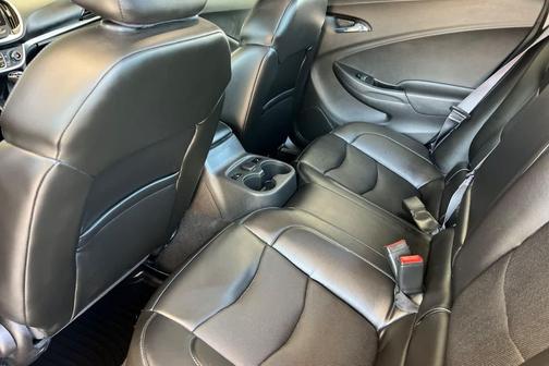 Mosaic Black Metallic 2017 Chevrolet Volt Premier